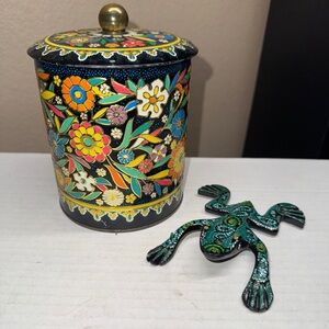 Frog art & Tin floral canister bundle